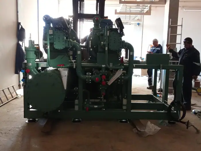 Compressor skid, cold store